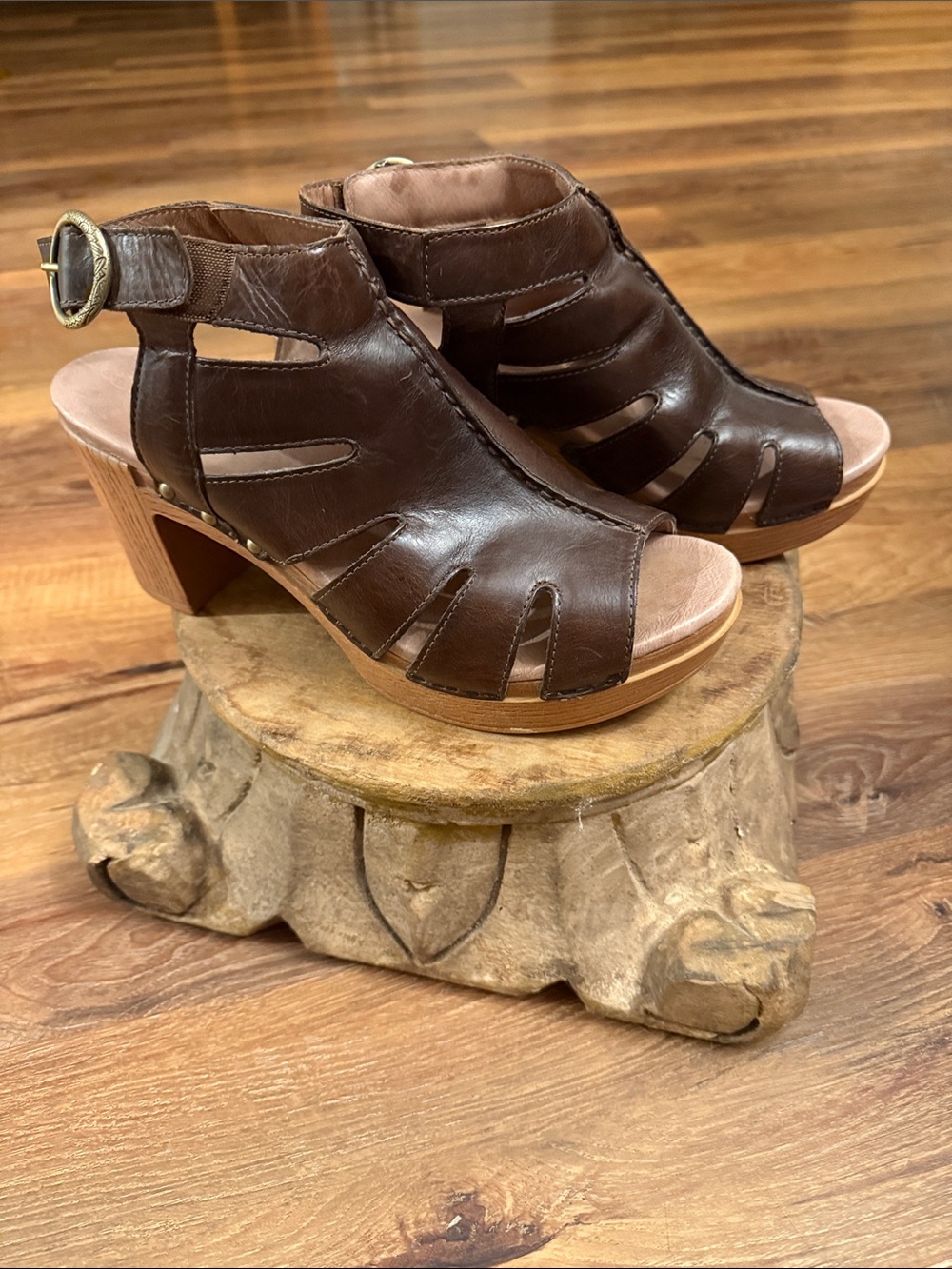 Dansko Women’s Brown Leather Cutout Heeled Sandals size 39